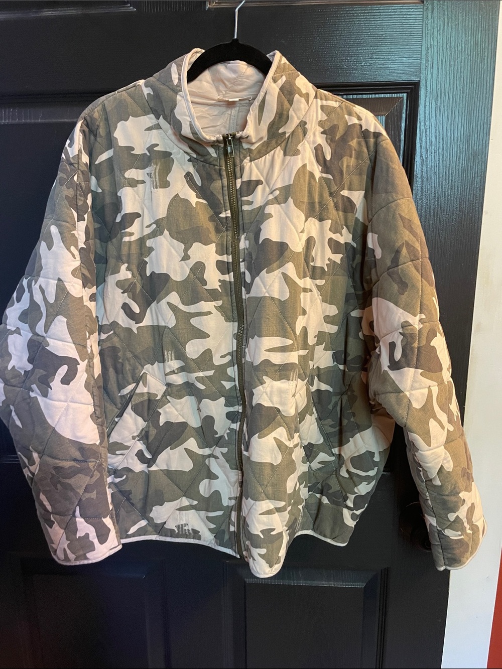 ODDY Camo Quilted Bomber Jacket - Olive & Cream